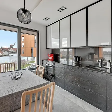 Riverside Apartman *