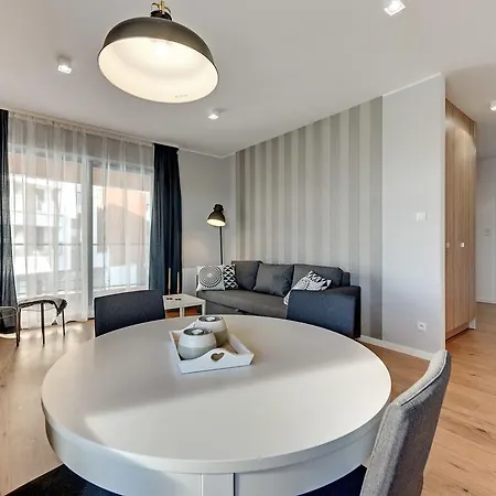 Apartament Riverside *