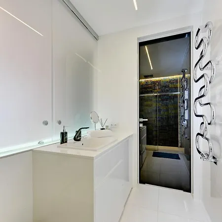 Riverside Apartman *